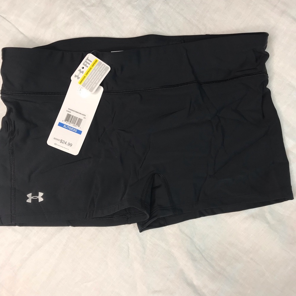 NWT under armour compression running shorts.